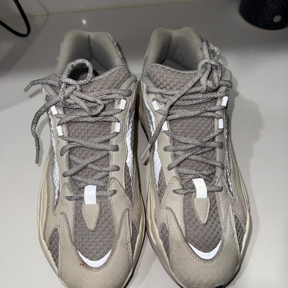 Adidas Yeezy Boost 700 V2 Static